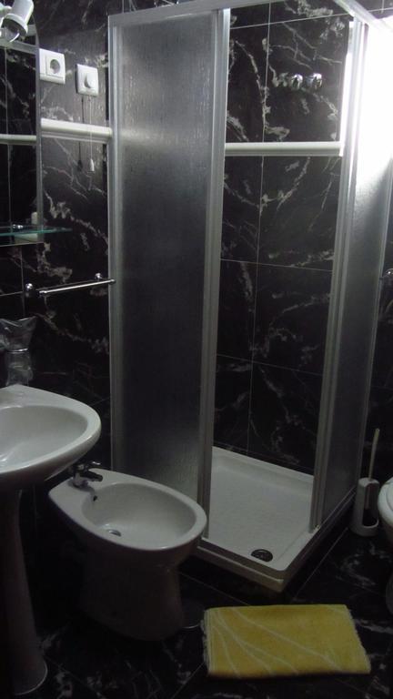 Residencial Martinho Hotel โลซา ภายนอก รูปภาพ